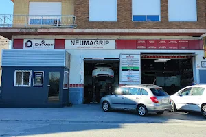 Neumagrip mechanical workshop - Driver Center image
