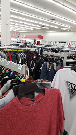 Clothing Store «Burlington Coat Factory», reviews and photos, 1225 S Kirkwood Rd, Kirkwood, MO 63122, USA