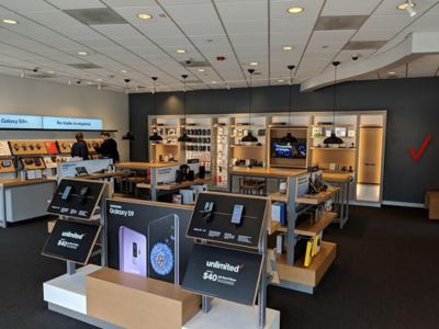 Cell Phone Store «Verizon», reviews and photos, 27149 185th Ave SE #123, Covington, WA 98042, USA