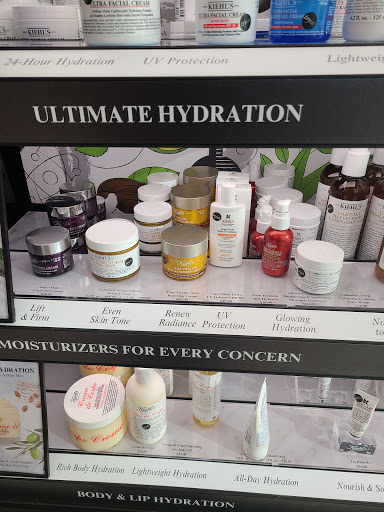 Cosmetics Store «SEPHORA», reviews and photos, 270 N Beverly Dr, Beverly Hills, CA 90210, USA