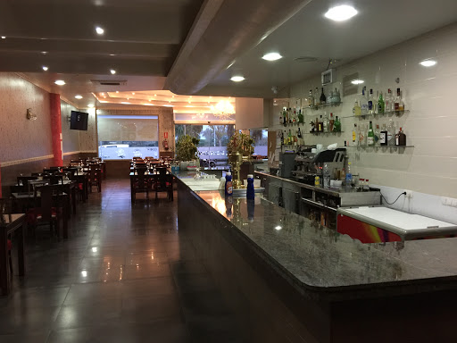 Información y opiniones sobre Restaurante Chino Gran Muralla de Coria Del Río