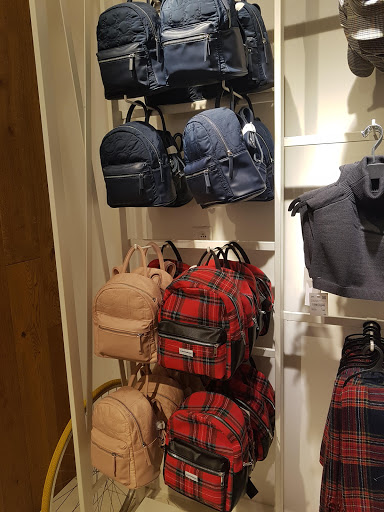 Obchody koupit dámské kostkované kabáty Praha