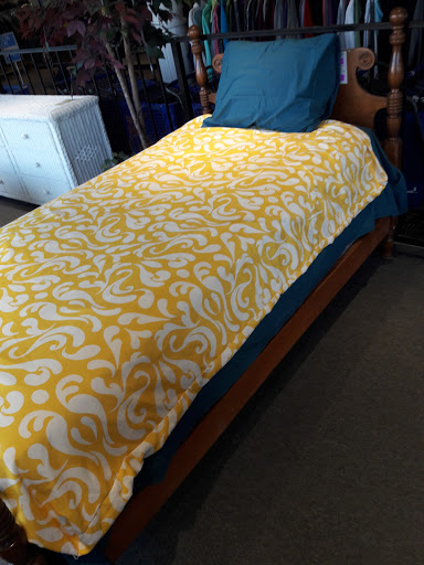 Thrift Store «Goodwill Denver - Broadway», reviews and photos, 21 S Broadway, Denver, CO 80209, USA