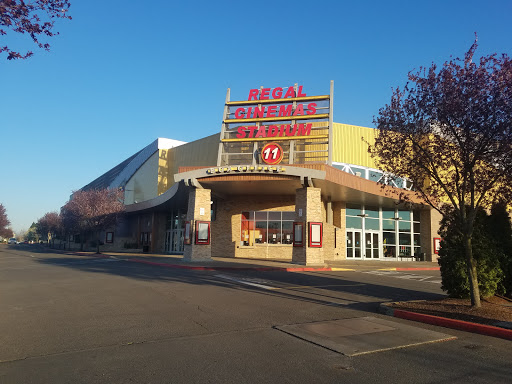 Movie Theater «Regal Cinemas Lancaster Mall 11», reviews and photos, 831 Lancaster Dr NE, Salem, OR 97301, USA