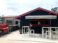 Photos du propriétaire du Restaurant de fruits de mer Chez Guillaume Degustation d'huitres à Lège-Cap-Ferret - n°5