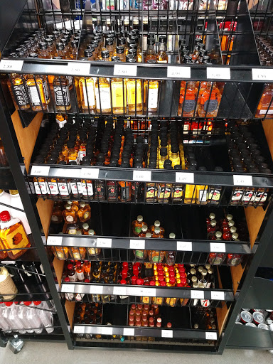 Liquor Store «AAFES Class Six», reviews and photos, 2202 Liggett Ave, Fort Lewis, WA 98433, USA