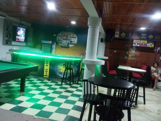 Sport Bar Restaurante TORNADO - Restaurante