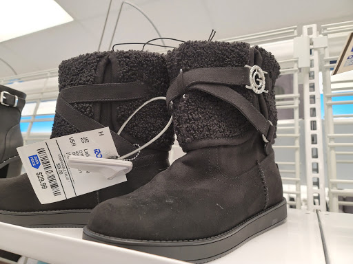 Clothing Store «Ross Dress for Less», reviews and photos, 93 Wagner Rd, Monaca, PA 15061, USA