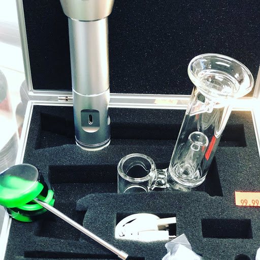 Tobacco Shop «Stardust Smoke Shop», reviews and photos, 8011 Archibald Ave, Rancho Cucamonga, CA 91730, USA