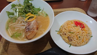 麺屋 四季 吹田店