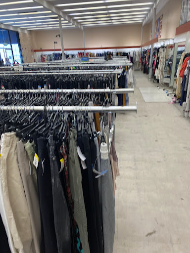 Thrift Store «Goodwill - Sherman Oaks», reviews and photos, 14760 Ventura Blvd, Sherman Oaks, CA 91403, USA