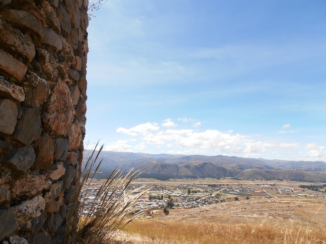 Restos Arqueológicos de Huancas II - Cerro Huancas - Museo