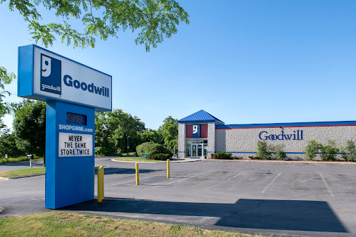 Goodwill Retail and Donation Center, 2279 W South Airport Rd, Traverse City, MI 49684, Donations Center