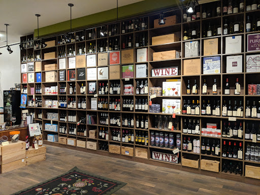 Wine Store «wineHouse», reviews and photos, 3164 North Broadway, Chicago, IL 60657, USA