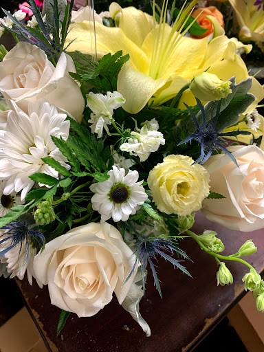 Florist «Victorian Rose Florist», reviews and photos, 53 Main St, Hebron, CT 06248, USA