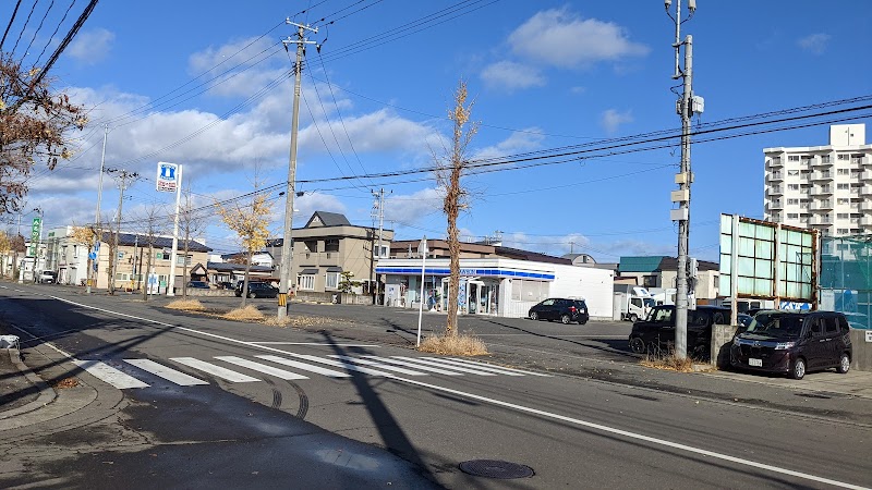 ローソン 青森篠田店