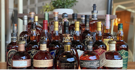 Liquor Store «E & M Food & Liquor», reviews and photos, 7758 Archer Rd, Justice, IL 60458, USA