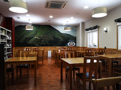 Restaurante-bar El HORREO - Bajo 3 Local 2, Ronda de María Emilia Casas Baamonde, 148, 27400 Monforte de Lemos, Lugo, Spain