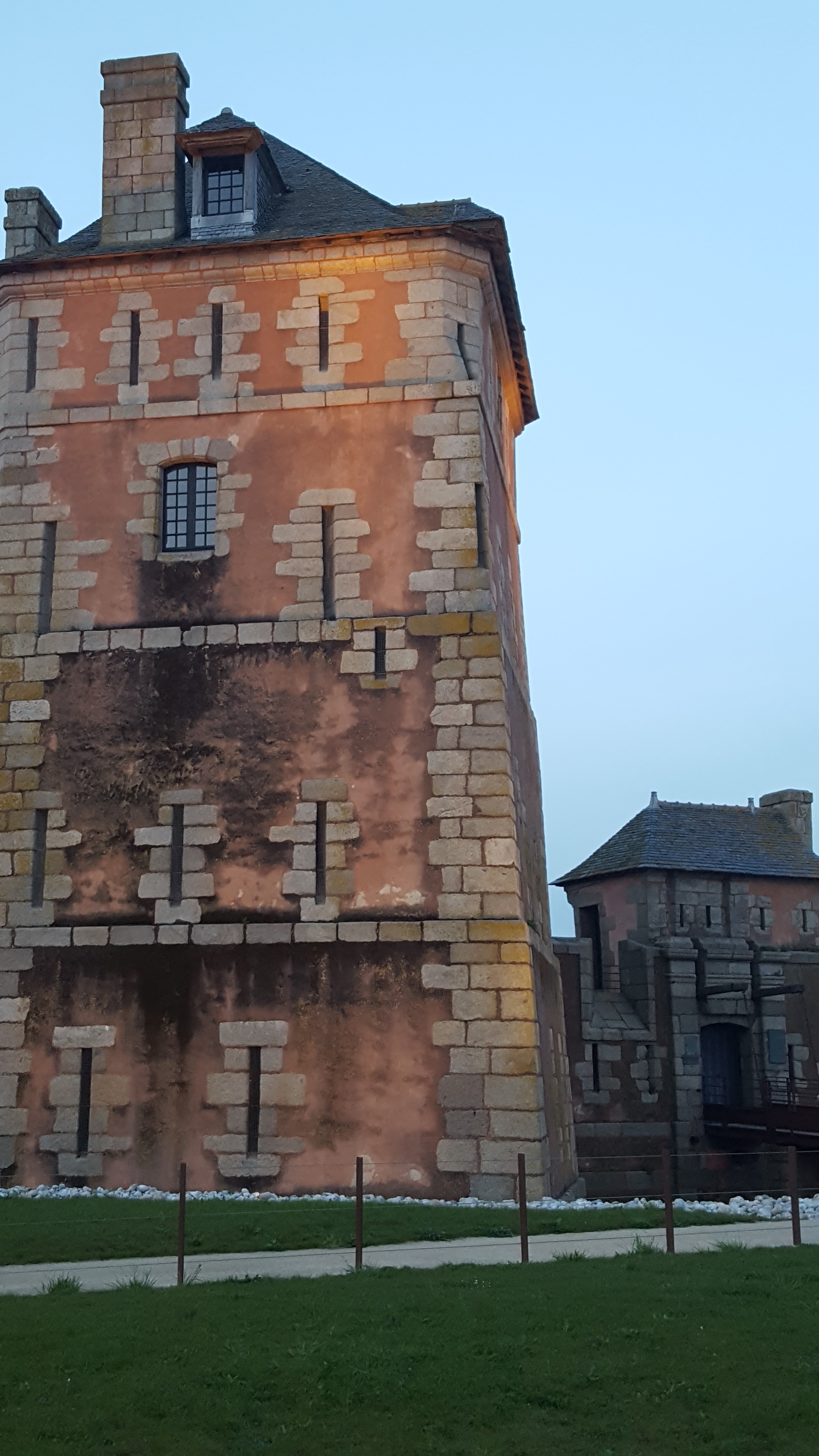 Photo n° 2 de l'avis de Roger.. fait le 20/04/2019 à 19:27