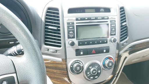 Used Car Dealer «York Auto Sales», reviews and photos, 916 Boston Post Rd, West Haven, CT 06516, USA