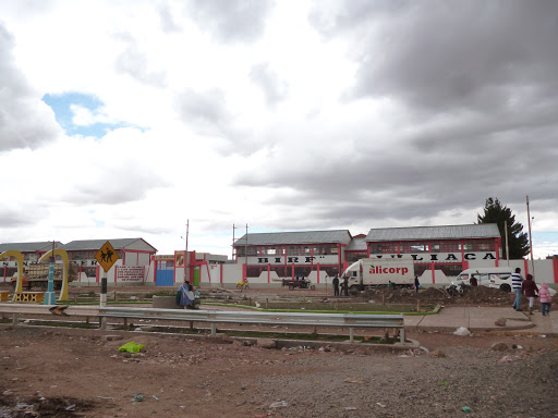 Plaza Mi Perú