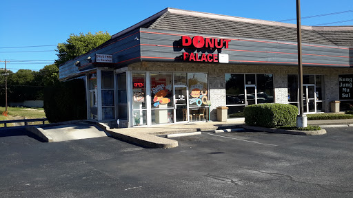 Donut Shop «Donut Palace», reviews and photos, 1583 Thousand Oaks Dr, San Antonio, TX 78232, USA