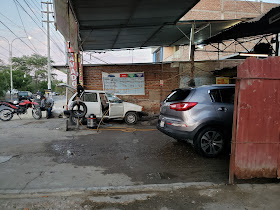 Lavado de autos y motos "Ricardo"