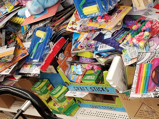 Dollar Store «Dollar Tree», reviews and photos, 135 Bloomfield Ave, Bloomfield, NJ 07003, USA