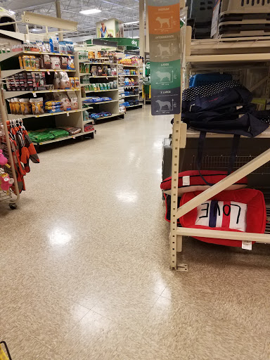 Pet Supply Store «PetSmart», reviews and photos, 2801 Pine Lake Rd, Lincoln, NE 68516, USA