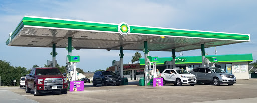 Gas Station «BP», reviews and photos, 100 Elizabeth Ln, Genoa City, WI 53128, USA