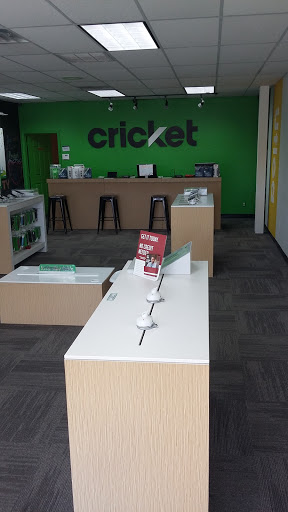 Cell Phone Store «Cricket Wireless Authorized Retailer», reviews and photos, 8789 Hall Rd, Utica, MI 48317, USA