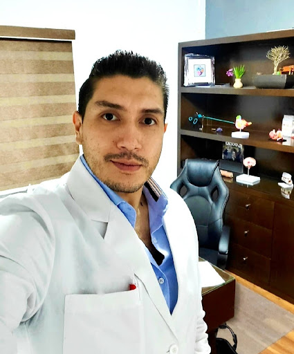 Dr. Cristian Morales (Cirugía General, Laparoscopía y Enfermedades Gastrointestinales)
