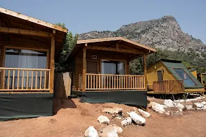 Goat Bungalow and Camping image