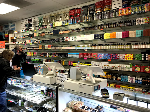 Tobacco Shop «Habits Vape & Smoke shop», reviews and photos, 8391 Folsom Blvd, Sacramento, CA 95826, USA