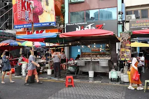 Hong Kee Claypot Chicken Rice 鴻记 image