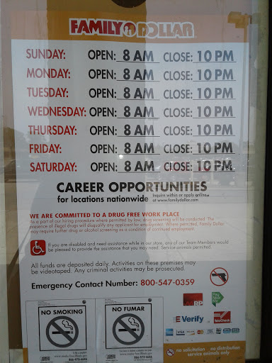 Discount Store «FAMILY DOLLAR», reviews and photos, 9 Clocktower Plaza, Elgin, IL 60120, USA