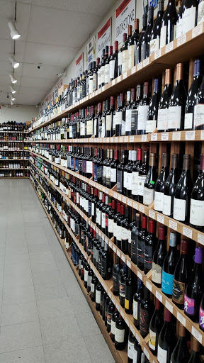 Liquor Store «Crestwood Liquors», reviews and photos, 6930 Crestwood Blvd, Frederick, MD 21703, USA