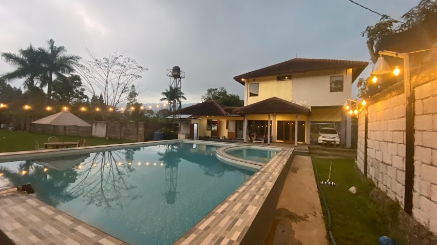 Villa Diana By Dee Villagge