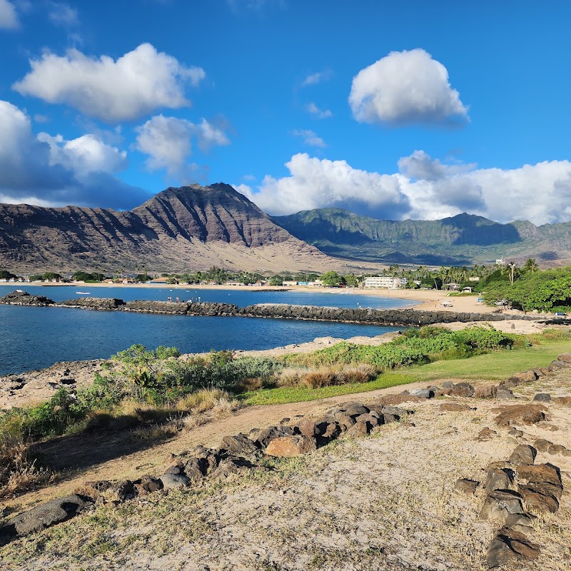 Pōkaʻī Bay Beach Park