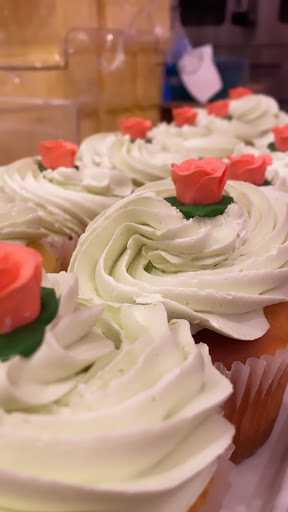 Bakery «Colossal Cupcakes», reviews and photos, 528 Euclid Ave, Cleveland, OH 44114, USA