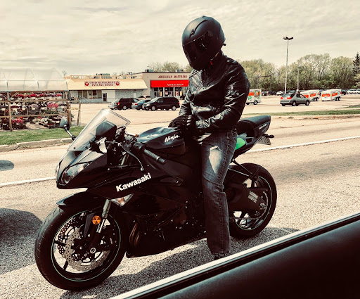 Motorcycle Dealer «iMotorsports Inc», reviews and photos, 334 W Grand Ave, Elmhurst, IL 60126, USA