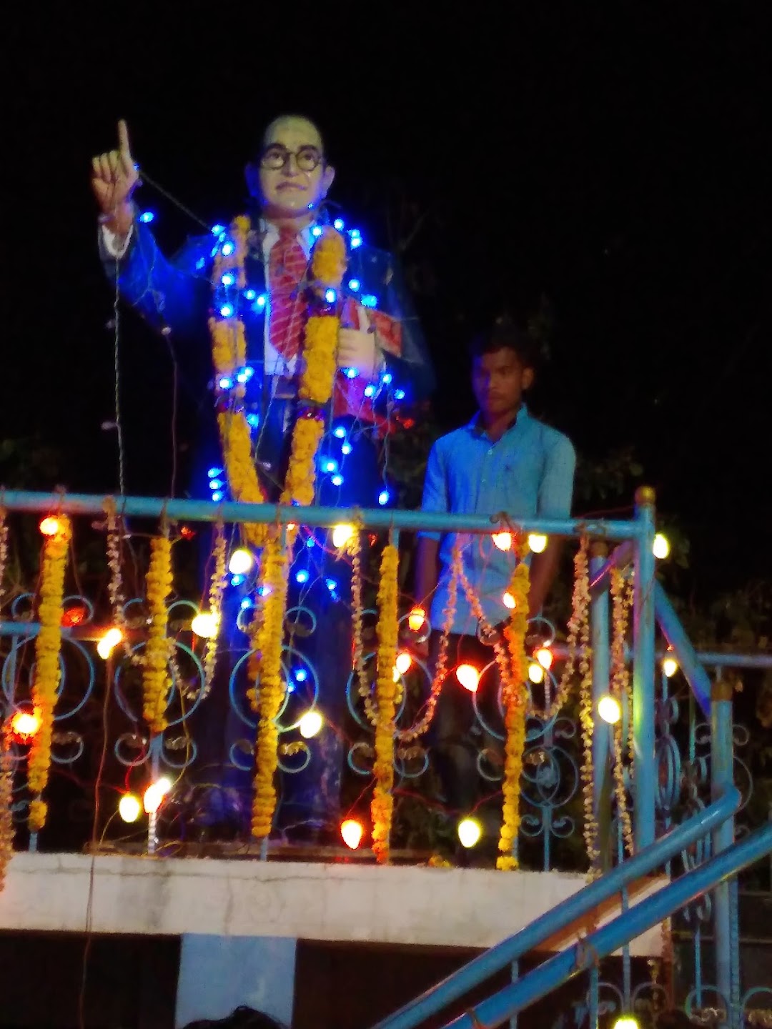 అంబేద్కర్ విగ్రహం