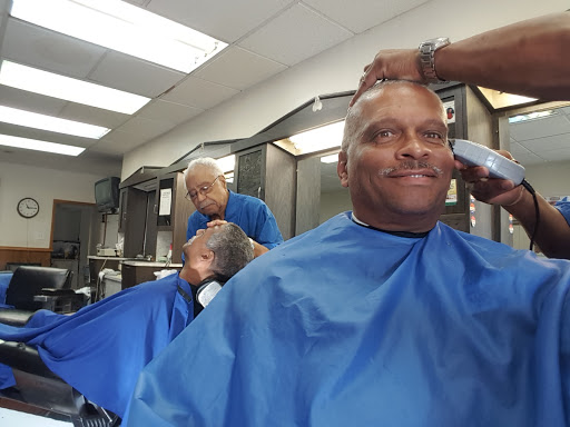 Barber Shop «Jones & Brown Barber Shop», reviews and photos, 6000 Ogontz Ave, Philadelphia, PA 19141, USA