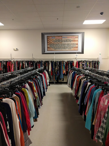 Thrift Store «Amvets Thrift Stores», reviews and photos, 109 S Seven Oaks Dr, Knoxville, TN 37922, USA