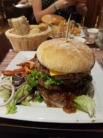 Hamburger du Restaurant américain Oncle Scott's Istres (Espace Diner) - n°20