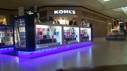 Shopping Mall «Southridge Mall», reviews and photos, 5300 S 76th St, Greendale, WI 53129, USA