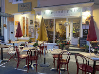 Atmosphère du Restaurant Chapeau de Paille - Bistrot Provençal à Saint-Rémy-de-Provence - n°15