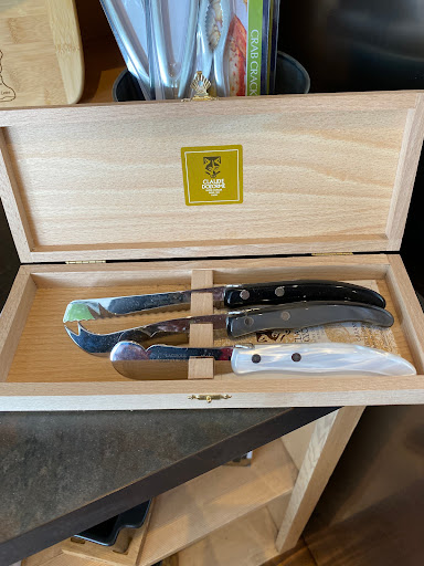 Wine Store «Half Moon Bay Wine & Cheese», reviews and photos, 421 Main St, Half Moon Bay, CA 94019, USA