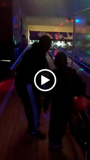 Bowling Alley «Levittown Lanes», reviews and photos, 56 Tanners Ln, Levittown, NY 11756, USA