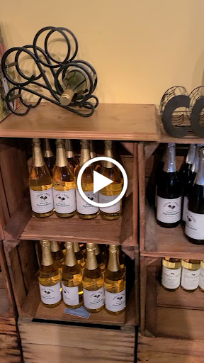 Winery «Lemon Creek Winery», reviews and photos, 533 E Lemon Creek Rd, Berrien Springs, MI 49103, USA